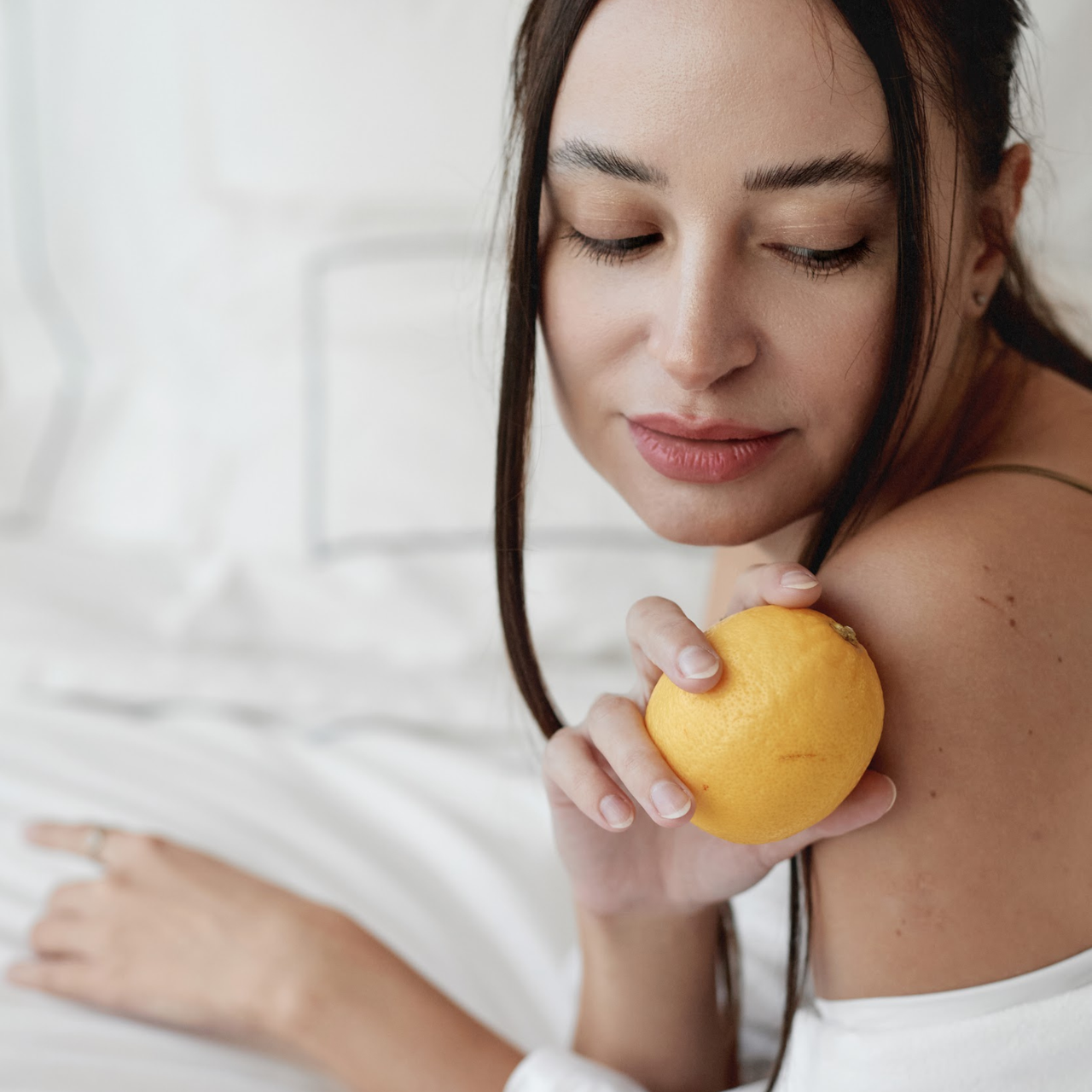 THE 7-DAY ELEGANT RESET by Clean Luxe Collective